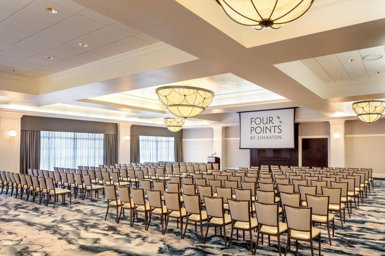 Four Points By Sheraton Norwood Conference Center Buitenkant foto